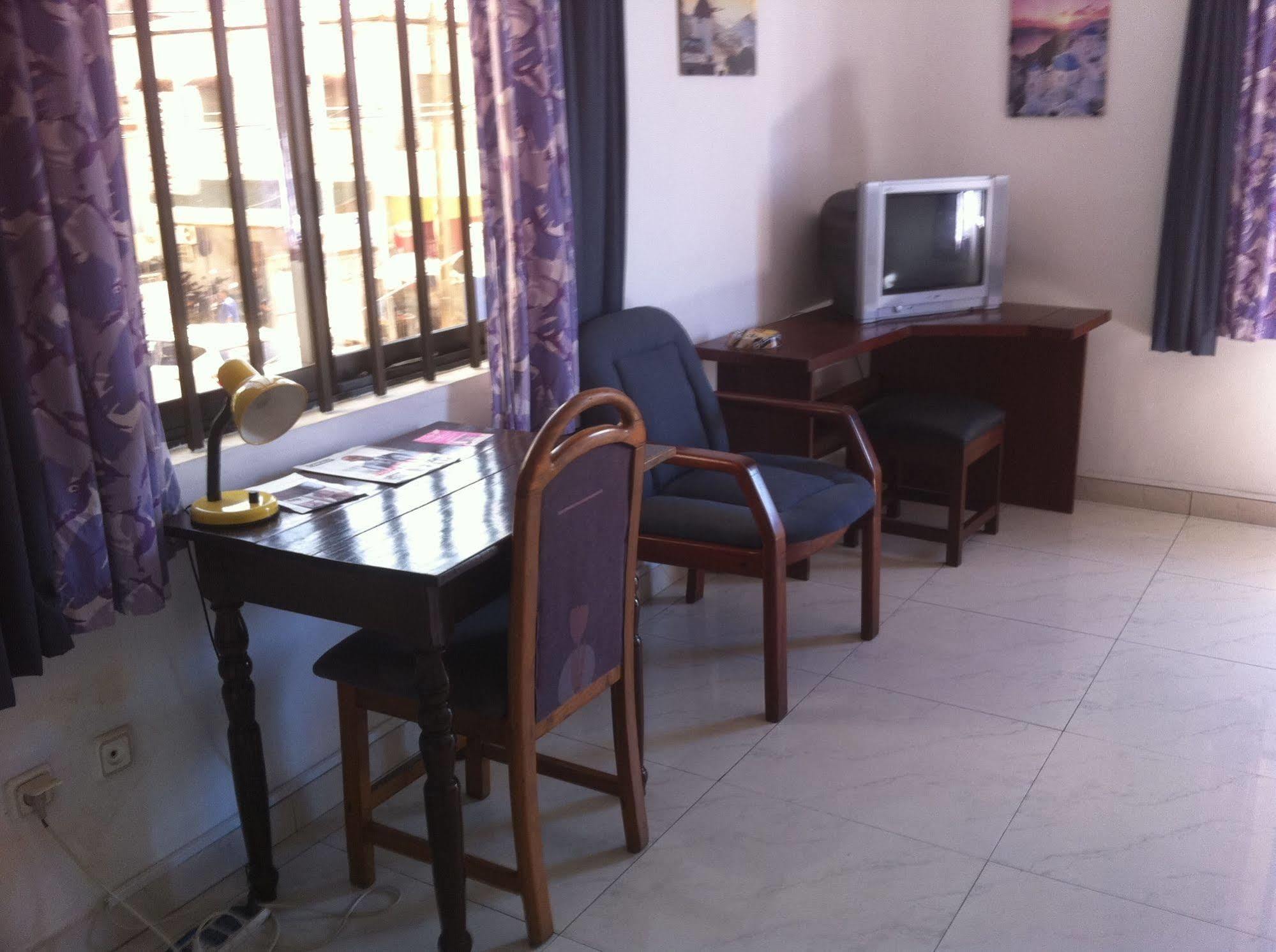 Acropole Hotel Cotonou Dış mekan fotoğraf